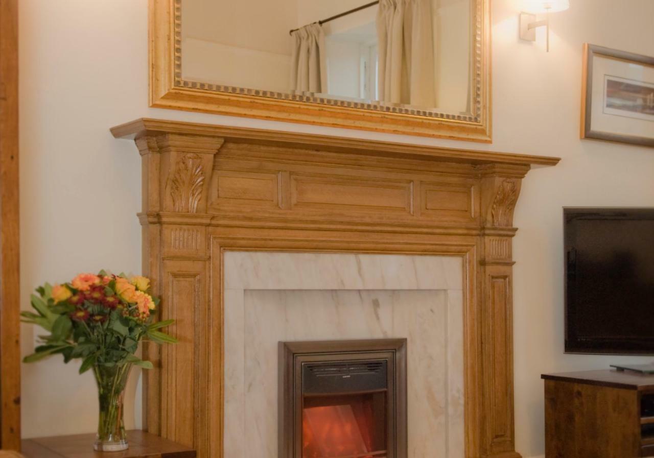 אדינבורו The Lynedoch Place Residence מראה חיצוני תמונה